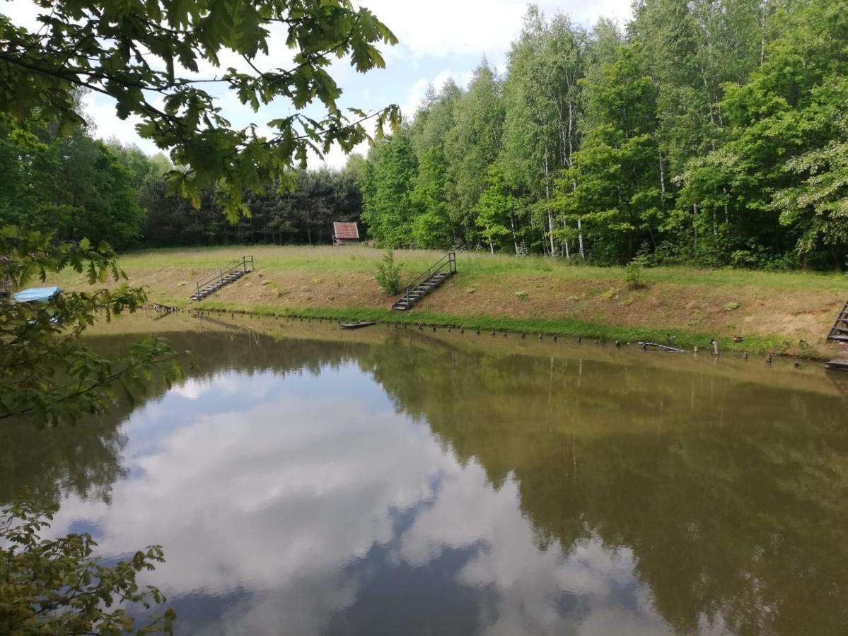 Noclegi Dwor Szlachecki Biedaczow Kültér fotó